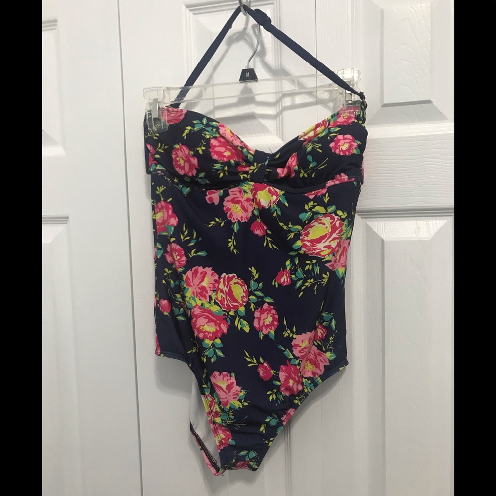 One piece swimsuit